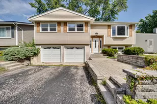1015 Wilson Ave, Wheaton, IL 60189 - Photo 1