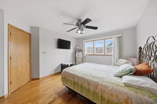 6237 S Tripp Ave, Chicago, IL 60629 - Photo 21