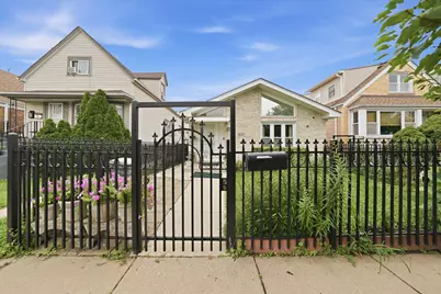 6237 S Tripp Avenue, Chicago, IL 60629 - Photo 1