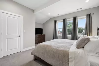 6028 N Newburg Avenue, Chicago, IL 60631 - Photo 31