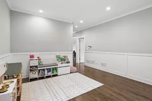 6028 N Newburg Ave, Chicago, IL 60631 - Photo 9