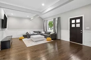 6028 N Newburg Ave, Chicago, IL 60631 - Photo 7