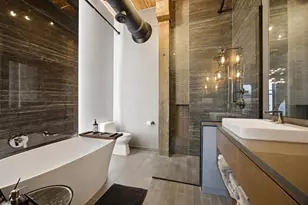 407 N Elizabeth St, Chicago, IL 60642 - Photo 25