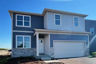 904 Cascade Ct, Pingree Grove, IL 60140 - Photo 1