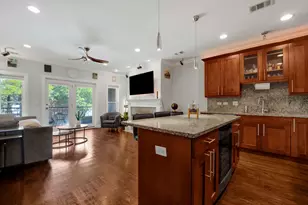 409 W North Ave, Chicago, IL 60610 - Photo 7