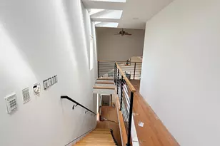 1945 W Thomas St, Chicago, IL 60622 - Photo 19