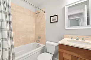 1330 W Bryn Mawr Ave, Chicago, IL 60660 - Photo 19