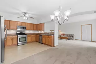 9800 Liberty Cir, Orland Park, IL 60467 - Photo 9