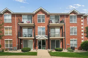 9800 Liberty Cir, Orland Park, IL 60467 - Photo 1