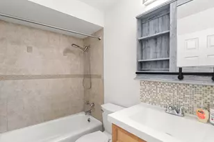 9724 S Karlov Ave, Oak Lawn, IL 60453 - Photo 15