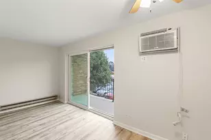 9724 S Karlov Ave, Oak Lawn, IL 60453 - Photo 7