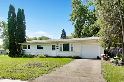 18559 W Karen Lane, Gurnee, IL 60031 - Photo 1