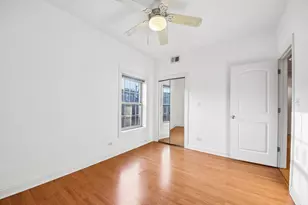 841 E 52nd St, Chicago, IL 60615 - Photo 21
