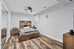 5001 S King Dr, Chicago, IL 60615 - Photo 11