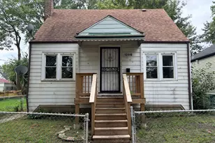 12446 S Lowe Ave, Chicago, IL 60628 - Photo 1