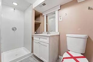 1426 S 18th Ave, Maywood, IL 60153 - Photo 37