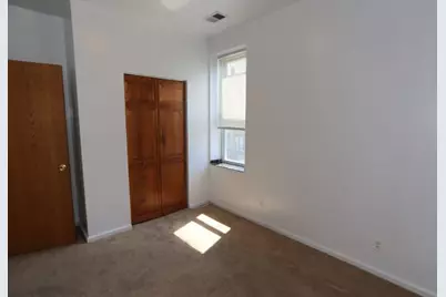 1401 N Bosworth Avenue #2, Chicago, IL 60642 - Photo 11