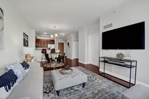 1901 S Calumet Ave, Chicago, IL 60616 - Photo 11