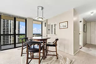 1660 N Lasalle Dr, Chicago, IL 60614 - Photo 5