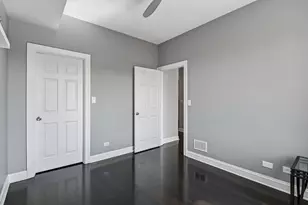 4648 N Winthrop Ave, Chicago, IL 60640 - Photo 17