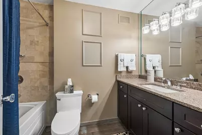 200 E Delaware Place #4F, Chicago, IL 60611 - Photo 11