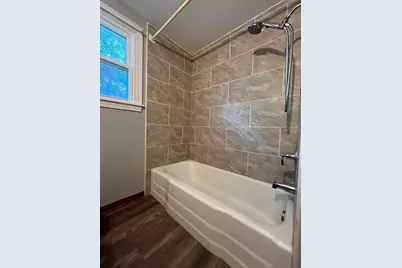 923 Hammond Avenue, Aurora, IL 60506 - Photo 11