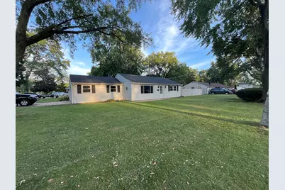 923 Hammond Avenue, Aurora, IL 60506 - Photo 1
