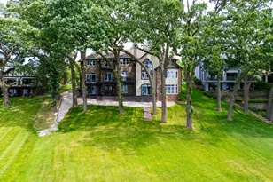605 Lake Shore Blvd, Wauconda, IL 60084 - Photo 43