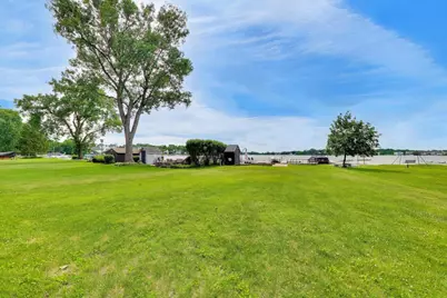 605 Lake Shore Boulevard, Wauconda, IL 60084 - Photo 45