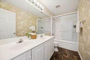 2409 Meadowbrook Ln, Westchester, IL 60154 - Photo 23