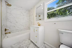 818 Bach St, Northbrook, IL 60062 - Photo 33