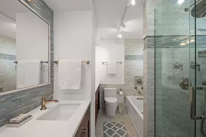 1560 N Sandburg Terrace #3602-04, Chicago, IL 60610 - Photo 25
