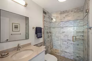 1560 N Sandburg Terrace, Chicago, IL 60610 - Photo 13