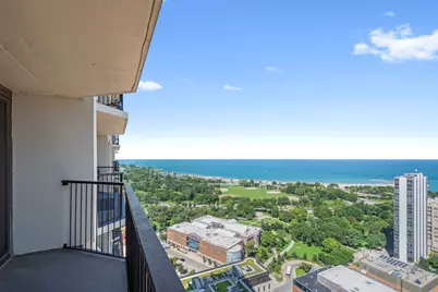 1560 N Sandburg Terrace #3602-04, Chicago, IL 60610 - Photo 7