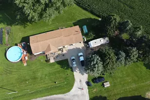 1143 Oak St, Eldena, IL 61324 - Photo 5