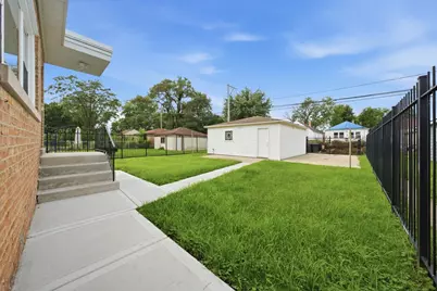 12536 S Union Avenue, Chicago, IL 60628 - Photo 37
