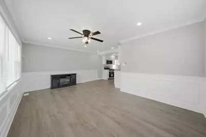 12536 S Union Avenue, Chicago, IL 60628 - Photo 7
