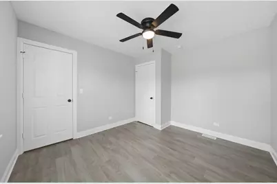 12536 S Union Avenue, Chicago, IL 60628 - Photo 27