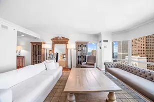 100 E Huron St, Chicago, IL 60611 - Photo 5