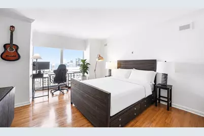 100 E Huron Street #3504, Chicago, IL 60611 - Photo 21