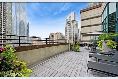 100 E Huron Street #3504, Chicago, IL 60611 - Photo 43