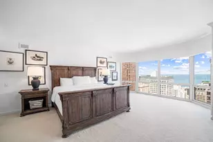 100 E Huron St, Chicago, IL 60611 - Photo 27