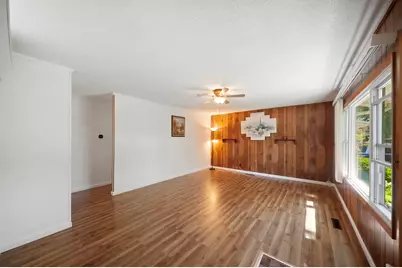 114 McCabe Drive, Streamwood, IL 60107 - Photo 3