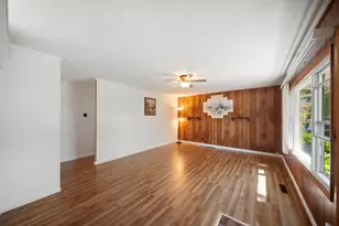 114 McCabe Dr, Streamwood, IL 60107 - Photo 3