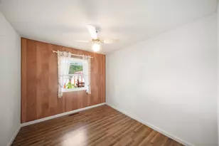 114 McCabe Dr, Streamwood, IL 60107 - Photo 7