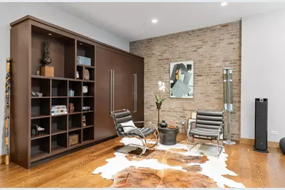 152 W Huron Street #4, Chicago, IL 60654 - Photo 15