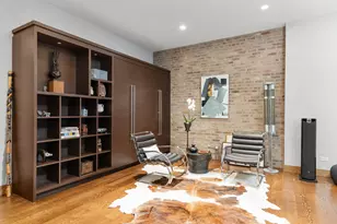 152 W Huron St, Chicago, IL 60654 - Photo 15