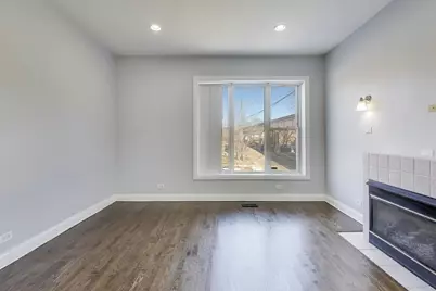 313 E 60th Street #1, Chicago, IL 60637 - Photo 5