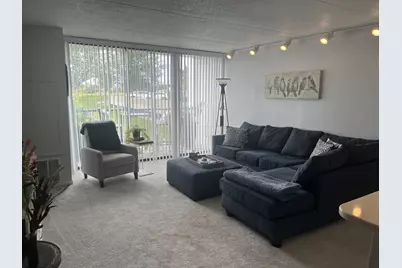 2005 S Finley Road #204, Lombard, IL 60148 - Photo 5