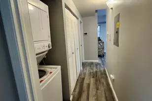 2315 E 70th Pl, Chicago, IL 60649 - Photo 13